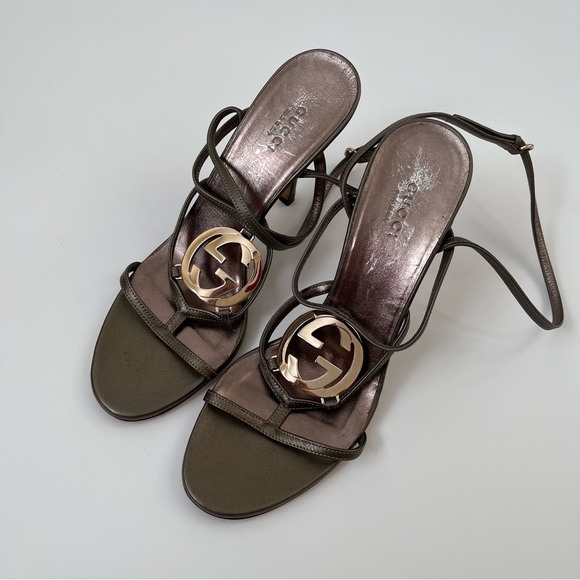 Gucci Shoes - Gucci metallic logo heels